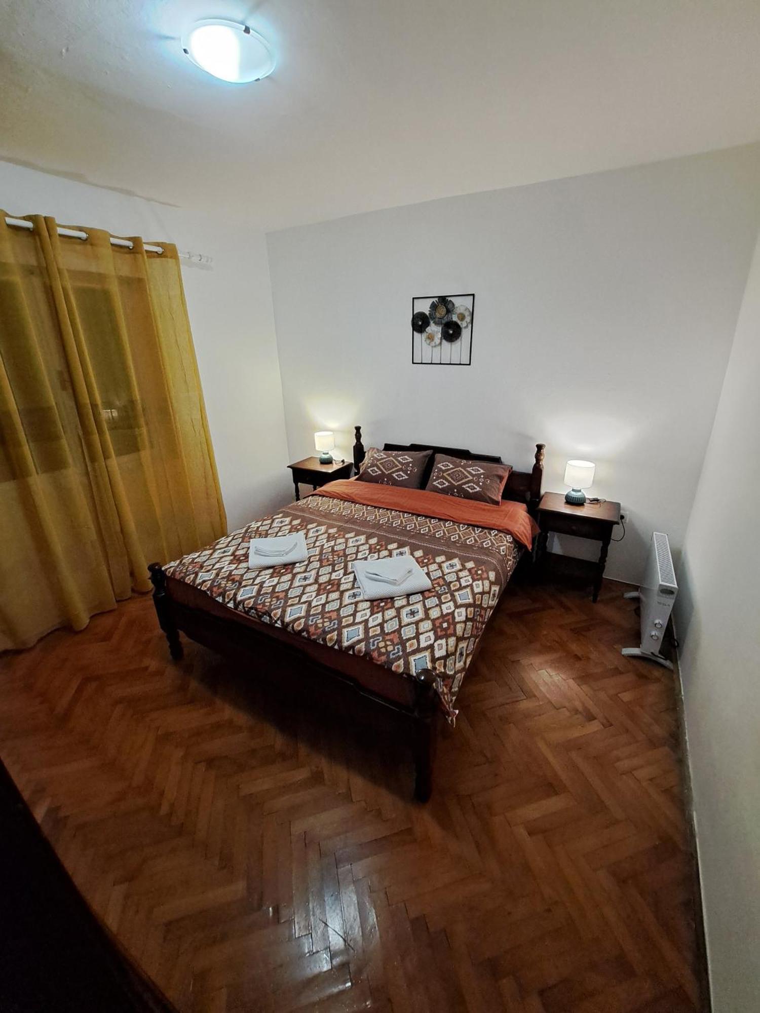 Red House Apartment Kotor Exterior photo