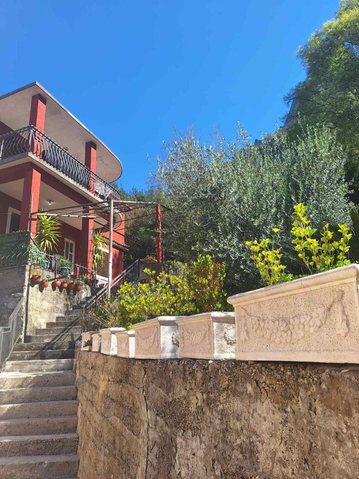 Red House Apartment Kotor Exterior photo