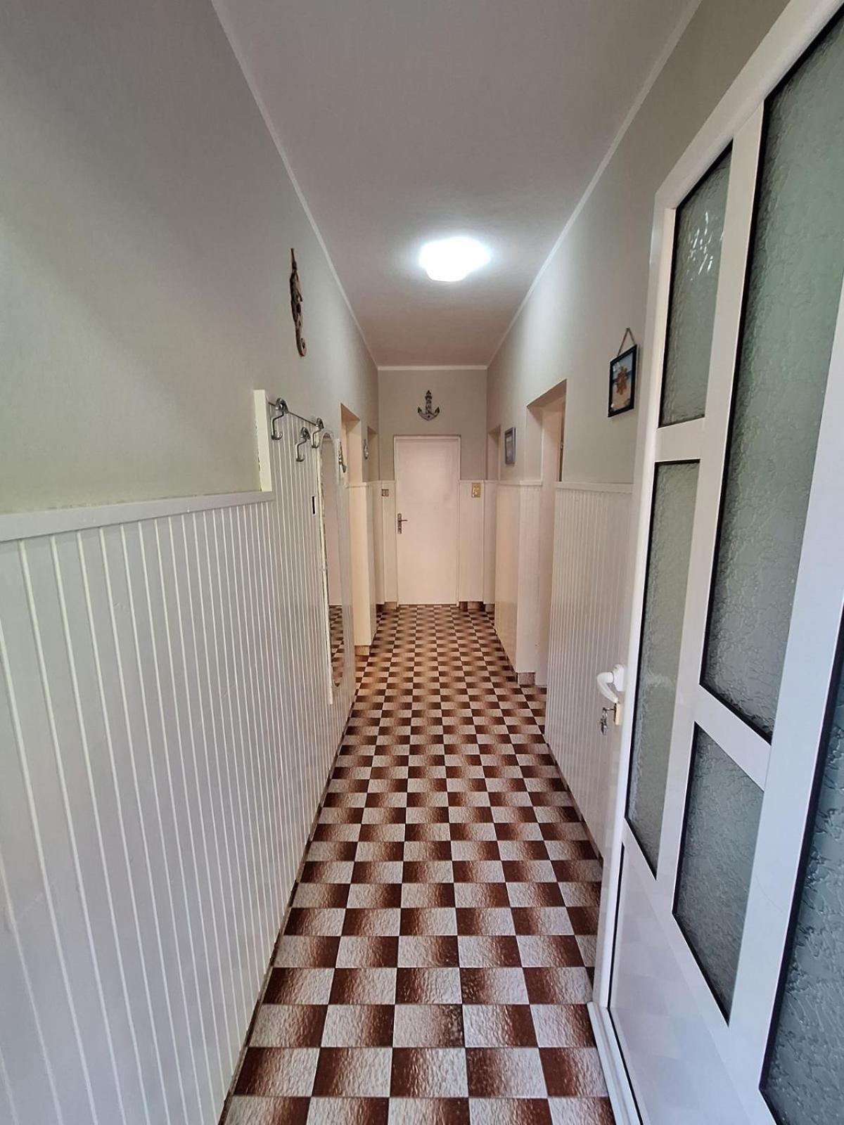 Red House Apartment Kotor Exterior photo